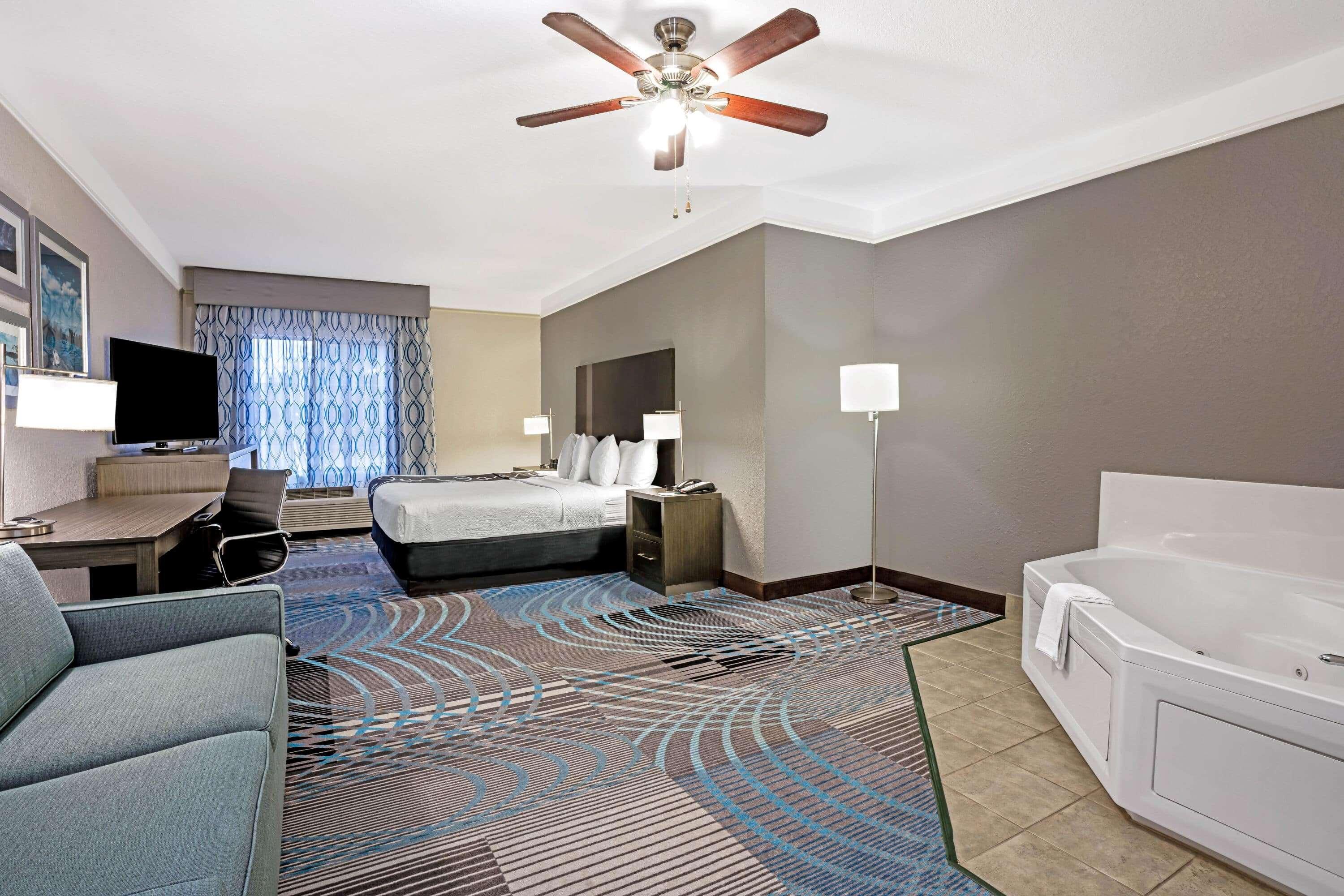 Hotel La Quinta By Wyndham Conroe Exterior foto
