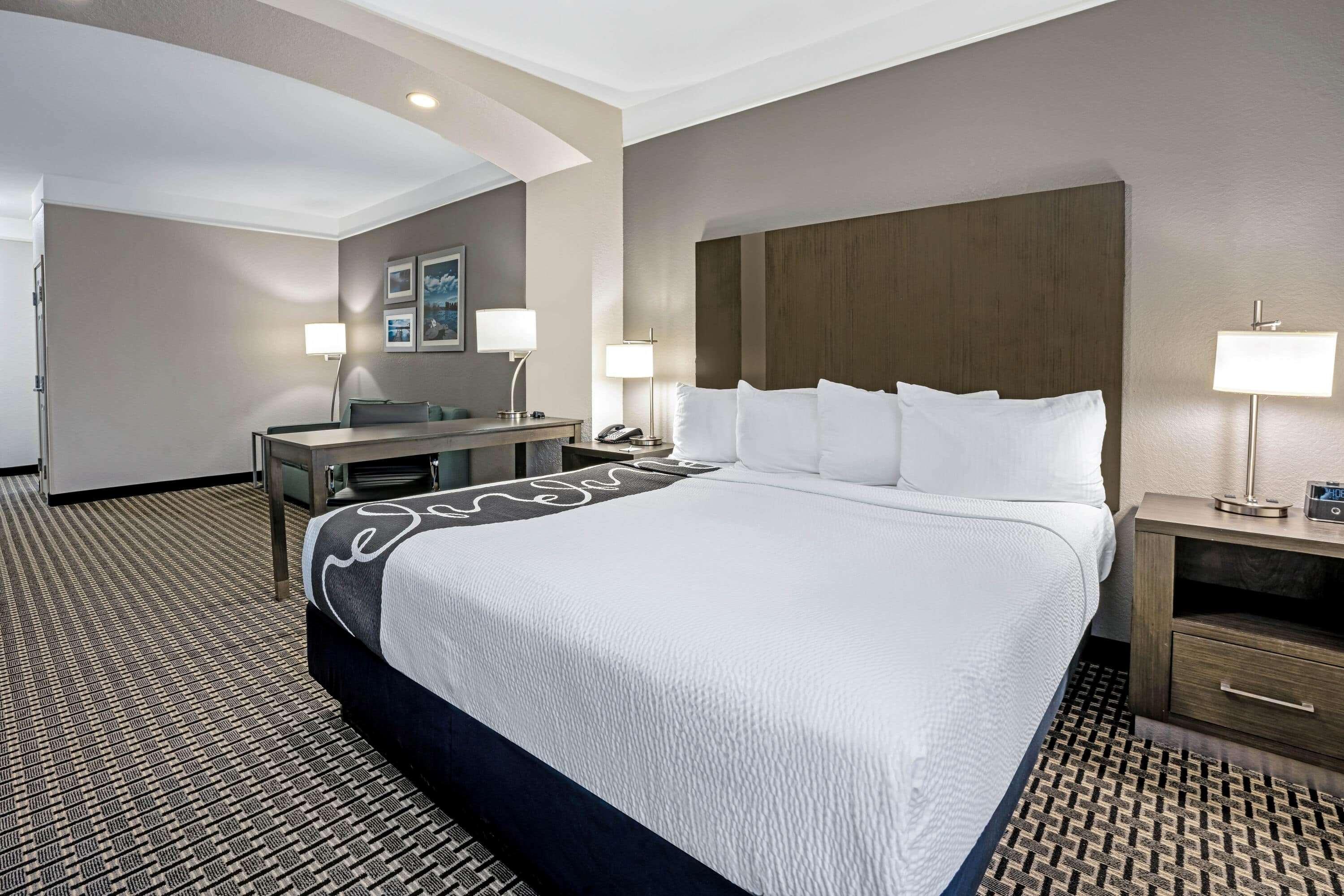Hotel La Quinta By Wyndham Conroe Exterior foto